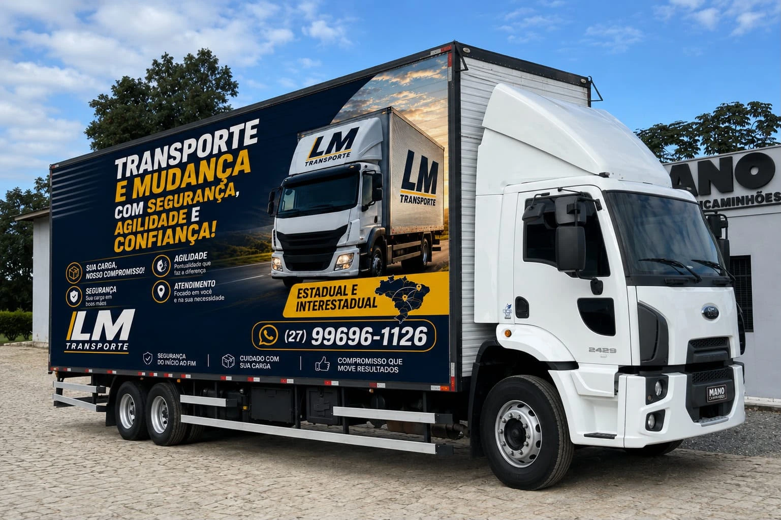 Caminhão LM Transporte em estrada
